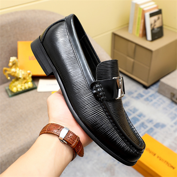 Lv Loafer 017