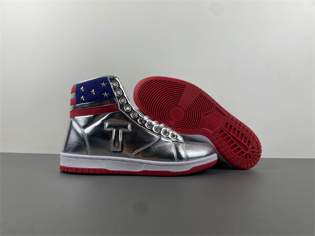 DONALD TRUMP NEVER SURRENDER