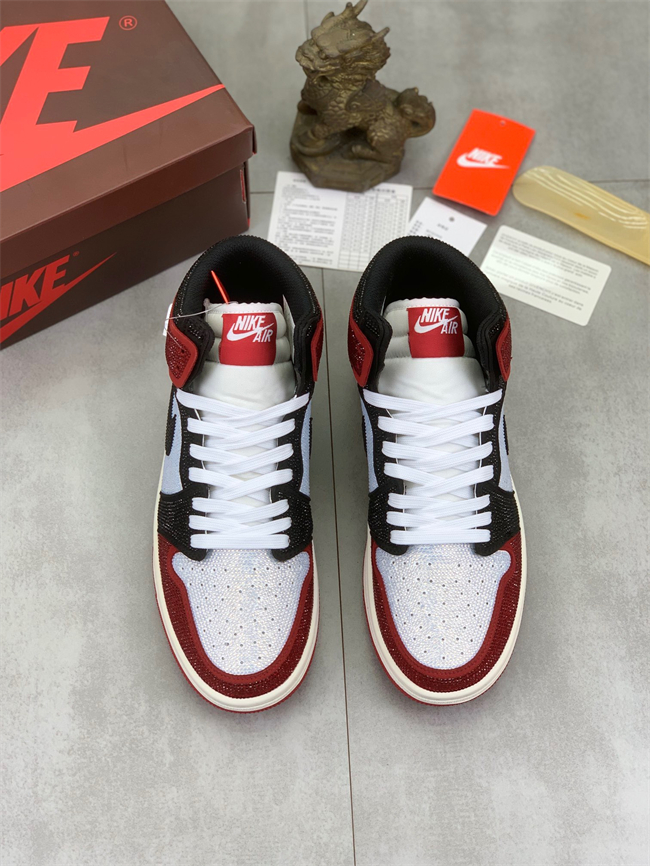 Nike Air Jordan 1 High crystal T002