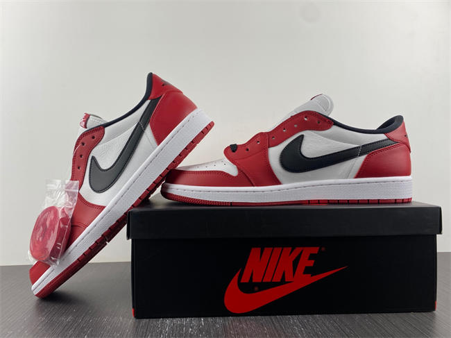 Air Jordan 1 Low Chicago OG 705329-600
