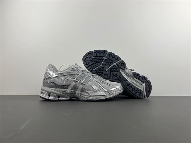 New Balance Concrete Silver Metallic  M1906AG